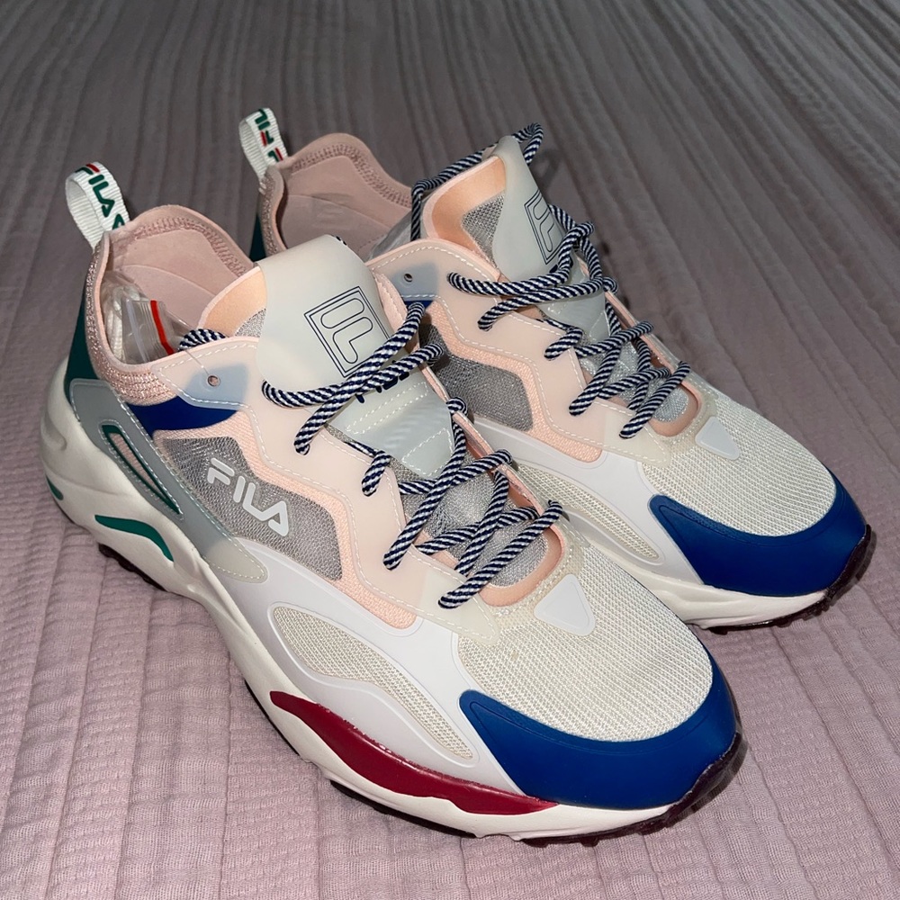 FILA Ray Tracer Lite Brand New!